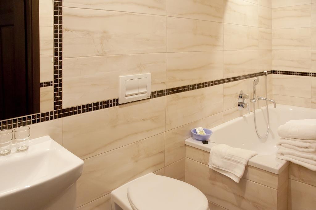Apartamenty Hotelu Pod Orlem Torun Exterior photo